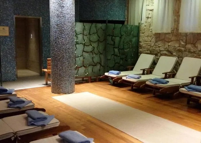 Отель Miramonti Majestic Grand Кортина-д'Ампеццо